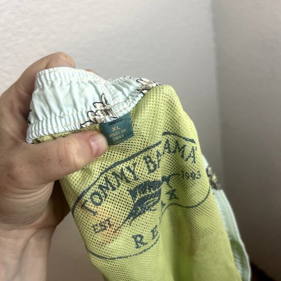 Tommy Bahama Swim Trunks Mens Size XL Blue Floral Resort Hawaii Preppy Gorp - Picture 3 of 4